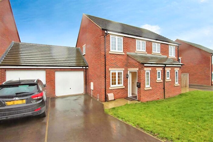 3 Bedroom Semi-Detached House To Rent In Moorbarns Lane, Lutterworth, LE17