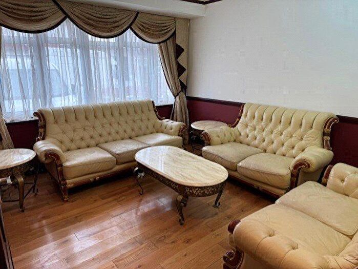 4 Bedroom Terraced House To Rent In Empire Road, Perivale, UB6