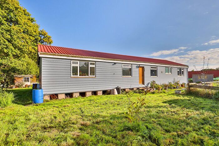 Detached House For Sale In Rose Shalom Retreat, New Fosse Farm, Stone, East Pennard, BA4