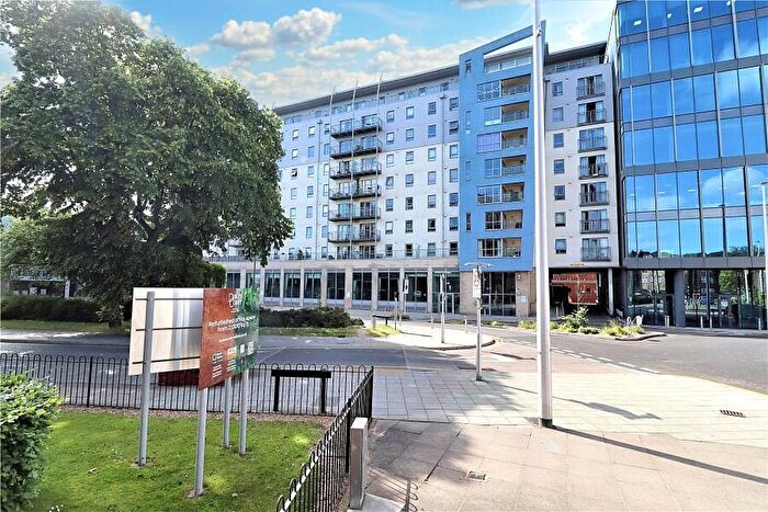 2 Bedroom Apartment To Rent In Woking, Surrey, GU21