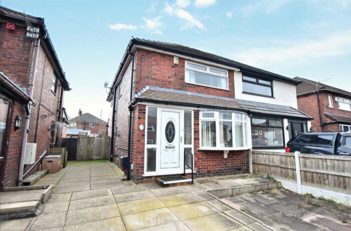 2 Bedroom Semi Detached House For Sale In Knowl Road, Firgrove, Rochdale, Greater Manchester, OL16