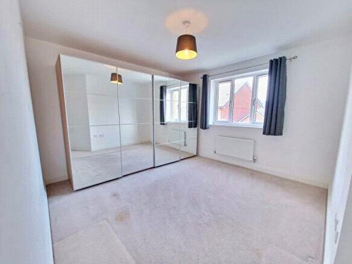 2 Bedroom Apartment To Rent In Appleby Walk, Spencers Wood, Reading, Berkshire, RG7