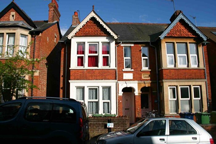 5 Bedroom Semi-Detached House To Rent In Divinity Road, East Oxford **Student Property **, OX4