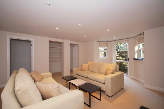 2 Bedroom Property To Rent In Kings Road, Harrogate, HG1