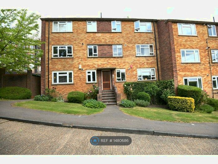 1 Bedroom Flat To Rent In Summerland Grange, London, N10