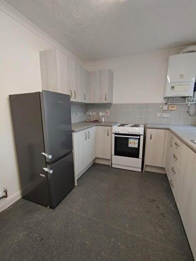 3 Bedroom Terraced House To Rent In Very Near Drift Way Area, Slough, SL3