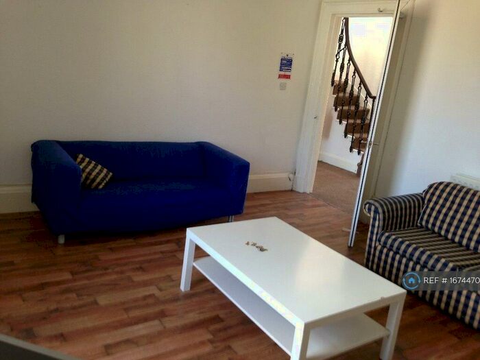 4 Bedroom Flat To Rent In Dudhope Street, Dundee, DD1