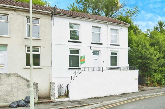 3 Bedroom House To Rent In Margaret Street, Pontygwaith, Ferndale, CF43