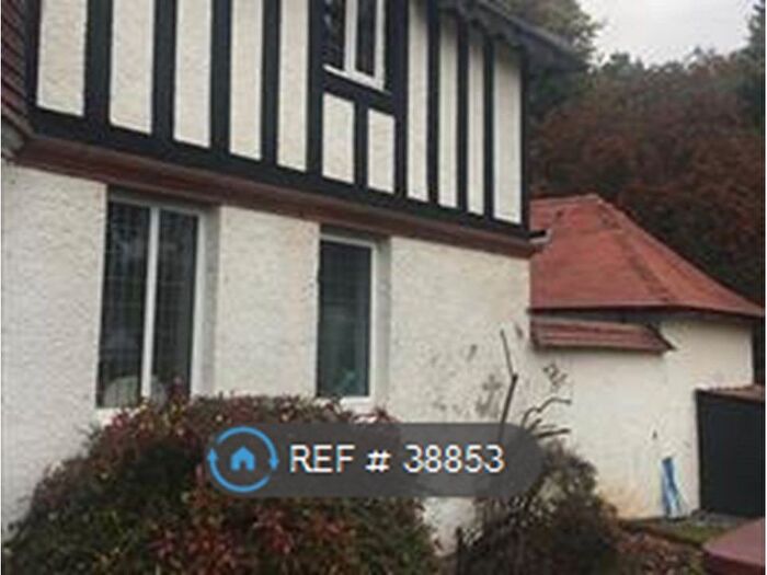 2 Bedroom Flat To Rent In Hazel Avenue, Dundee, DD2