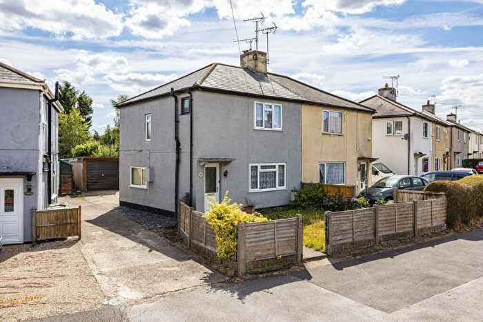 3 Bedroom Semi-Detached House For Sale In Mickledale Lane, Bilsthorpe, Newark, NG22