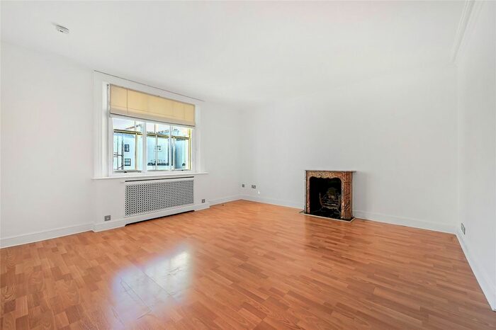 2 Bedroom Flat To Rent In Queen's Gate, London, SW7