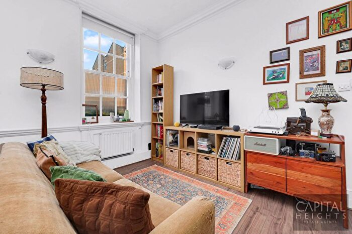 1 Bedroom Flat To Rent In Cephas Avenue, London, E1