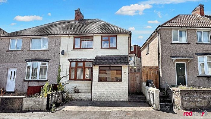 3 Bedroom Flat To Rent In Gaer Park Drive, Newport, NP20