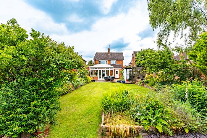 3 Bedroom Detached House For Sale In Woodlands Grove, York, YO31