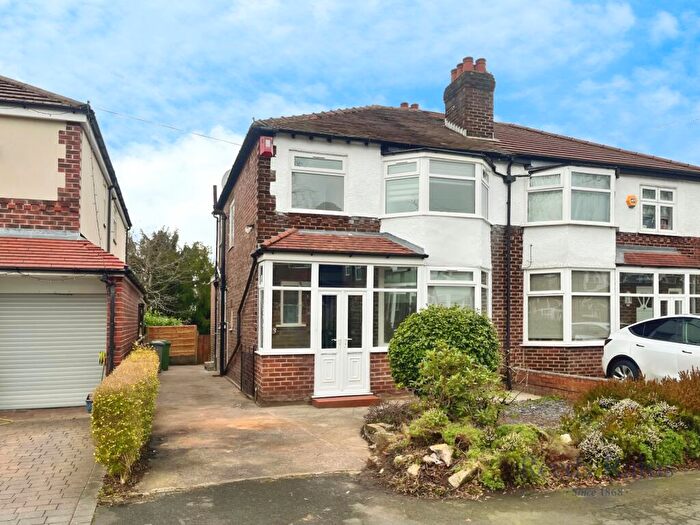 3 Bedroom Semi-Detached House To Rent In Rydal Avenue, Sale, Greater Manchester, M33