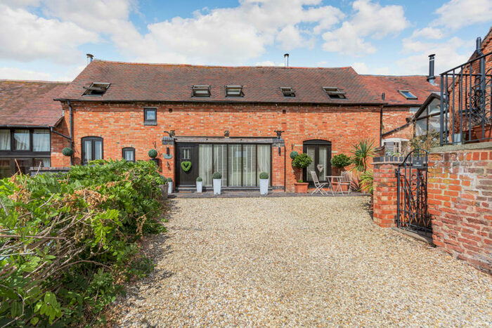 3 Bedroom Barn Conversion For Sale In Hill Farm Barns, Stratford Road Wootton Wawen, B95