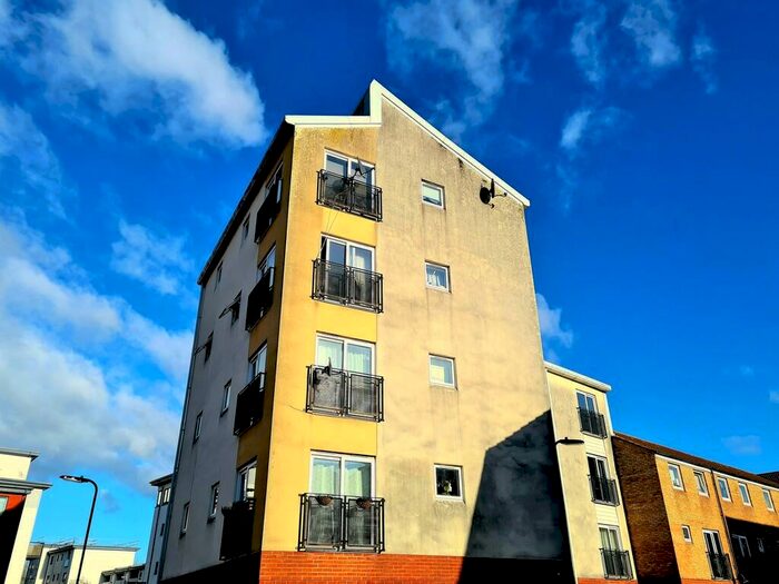 2 Bedroom Apartment To Rent In Clench Street, Southampton, SO14