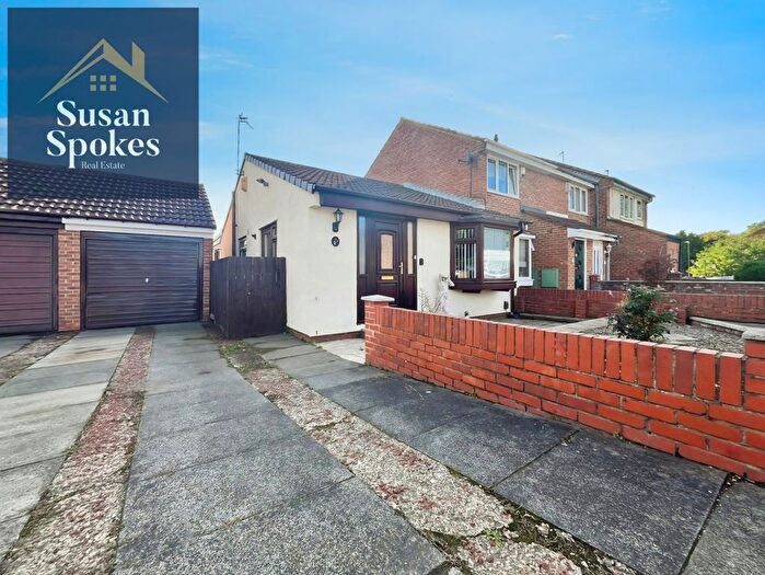 2 Bedroom Semi-Detached Bungalow For Sale In Cook Close, South Shields, NE33