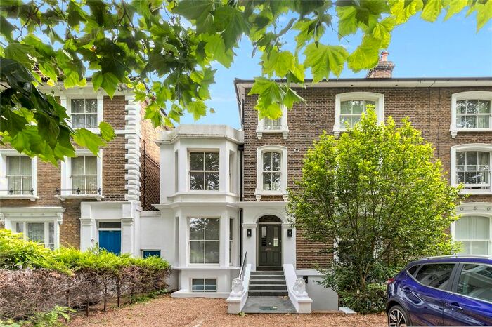 2 Bedroom Flat To Rent In Chiswick High Road, London, W4