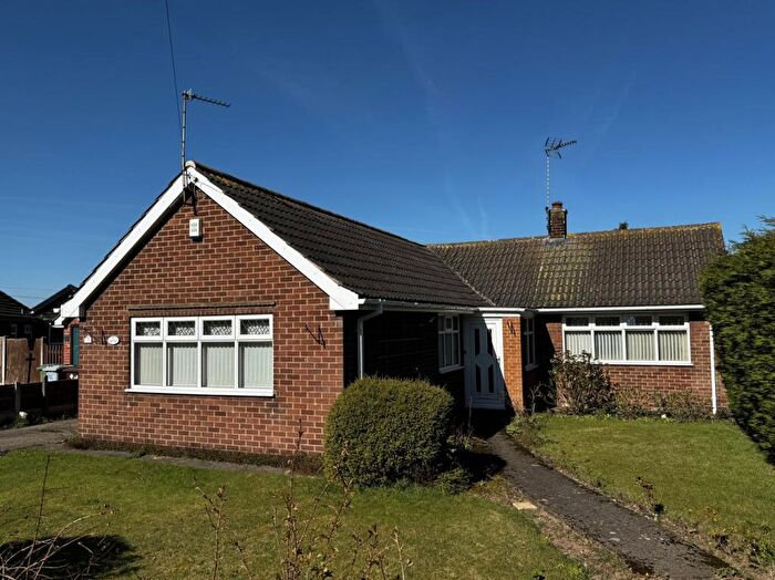 2 Bedroom Detached Bungalow For Sale In Griceson Close, Ollerton, Newark, NG22