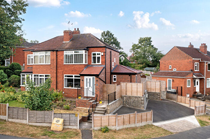 3 Bedroom Semi Detached House For Sale In Carrholm Drive, Chapel Allerton, Leeds, LS7
