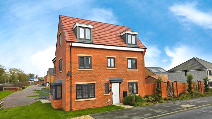 4 Bedroom Semi Detached House For Sale In Nassington Way, Sleaford, NG34