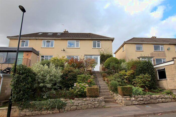 3 Bedroom Semi-Detached House To Rent In Bay Tree Road, Bath, BA1