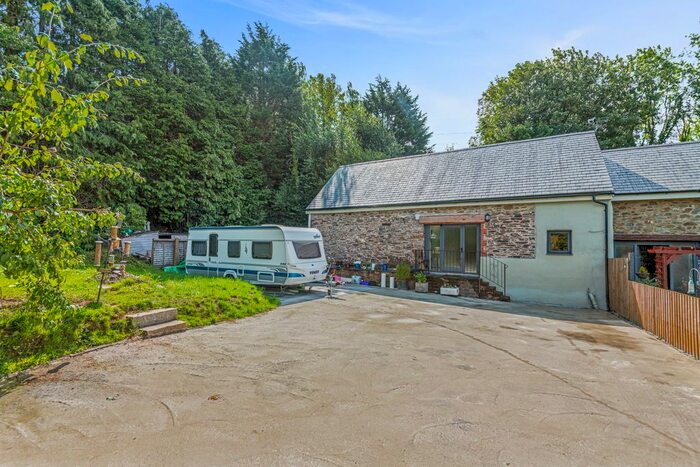 3 Bedroom Barn Conversion For Sale In South Brent, TQ10