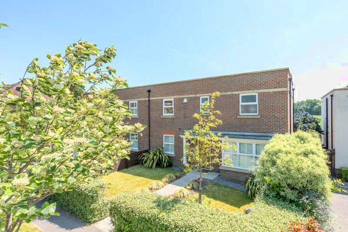 3 Bedroom Semi-Detached House For Sale In Oakford Park, Halnaker, Chichester, PO18