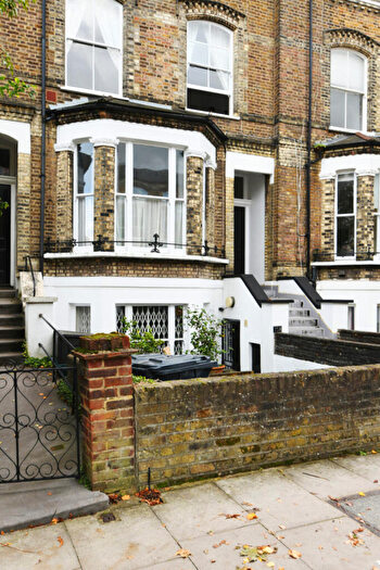 1 Bedroom Apartment To Rent In Tufnell Road, London, N7