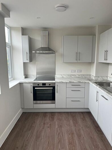1 Bedroom Apartment To Rent In Spring Hall Lane, Halifax, HX1