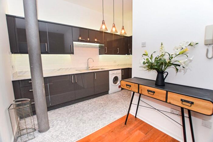 1 Bedroom Flat To Rent In Smithfield Buildings, Tib Street, Northern Quarter, Manchester, M4