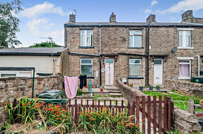 2 Bedroom Terraced House For Sale In Prospect Street, Buttershaw, Bradford, BD6