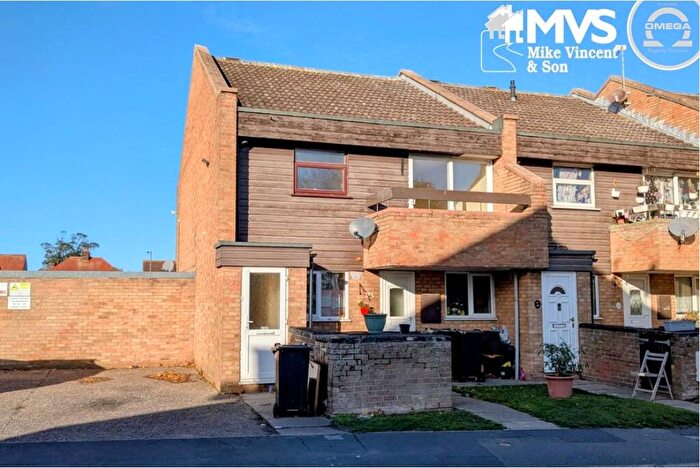 2 Bedroom Maisonette For Sale In Knox Road, Clacton-on-Sea, CO15