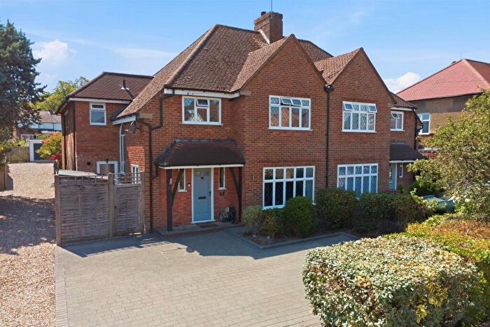 4 Bedroom Semi Detached House For Sale In The Shrublands, Potters Bar, EN6