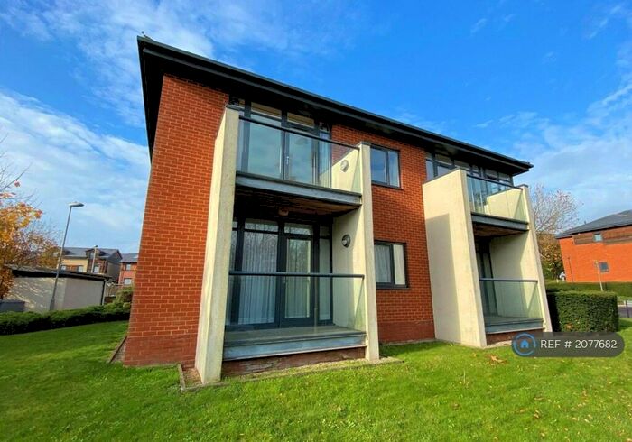 1 Bedroom Flat To Rent In Edgar House, London, NW7