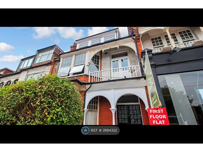 1 Bedroom Flat To Rent In Station Road, Westcliff-On-Sea, SS0