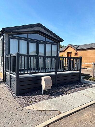 2 Bedroom Detached Bungalow For Sale In Bucklesham Park Holiday Village, IP10