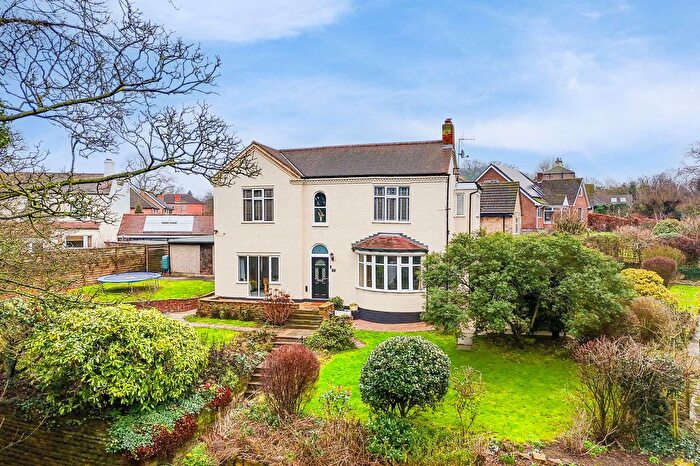 4 Bedroom Detached House For Sale In Waterhouse Lane, Gedling, NG4