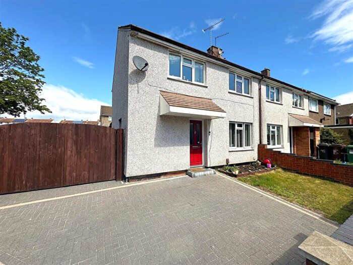 2 Bedroom End Of Terrace House For Sale In Sedbergh Road, Corby, NN18