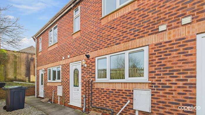 2 Bedroom Town House To Rent In Butterley Mews, Ripley, Derbyshire, DE5