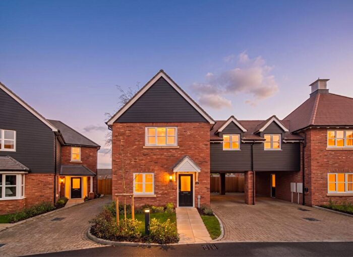 3 Bedroom Link Detached House To Rent In Venn Close, Dunmow, Essex, CM6