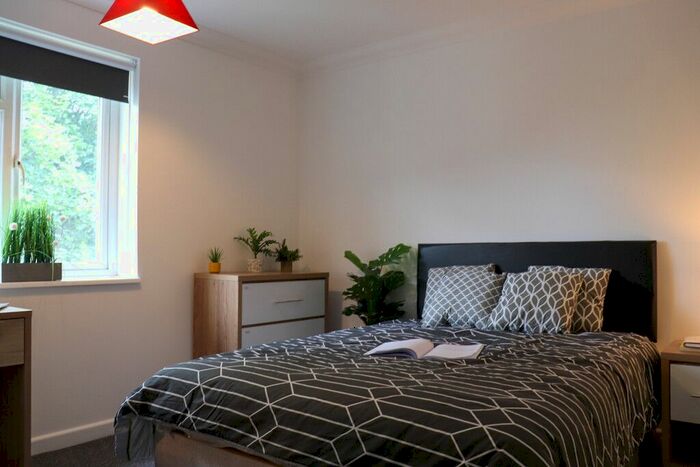 3 Bedroom Flat To Rent In Derby Street, Norwich, NR2