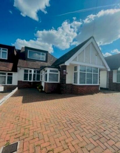 5 Bedroom Semi-Detached House To Rent In Milton Avenue, : Bed Rec Bath, EN5