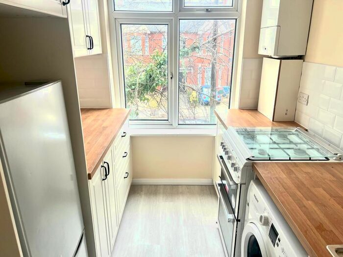 2 Bedroom Flat To Rent In Salisbury Road, Harrow-On-The-Hill, Harrow, HA1
