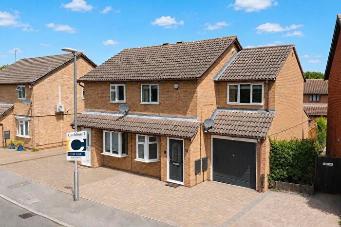 3 Bedroom Semi-Detached House For Sale In Orne Gardens, Bolbeck Park, Milton Keynes, MK15