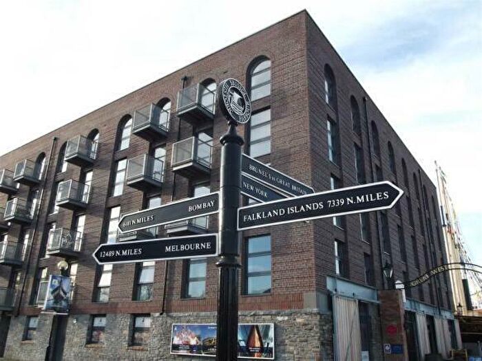 2 Bedroom Apartment To Rent In Gas Ferry Road, Bristol, BS1