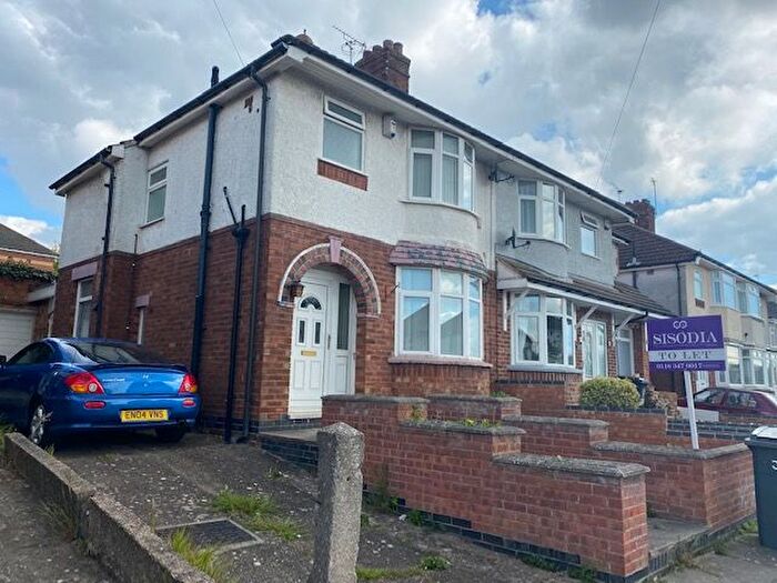 3 Bedroom Semi-Detached House To Rent In Arncliffe Road, Leicester, LE5