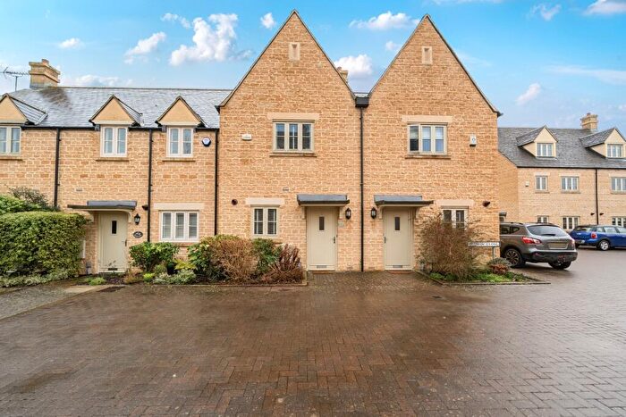 2 Bedroom Terraced House For Sale In Brewin Close, Cirencester, GL7
