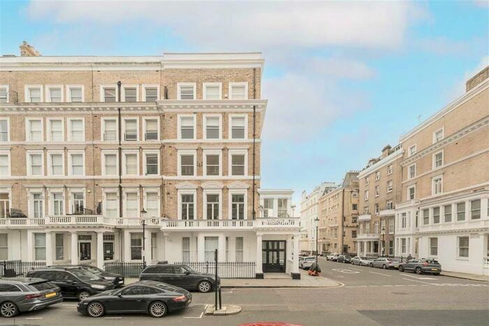 2 Bedroom Flat To Rent In Elvaston Place, London, SW7